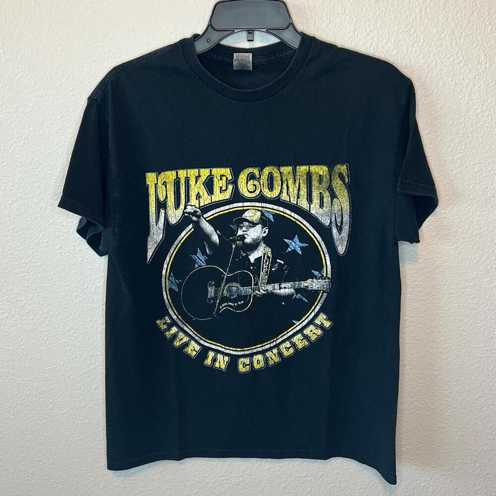 Luke Combs Tour Graphic TShirt Black Size Medium